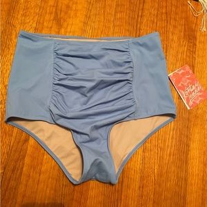 Kortni Jeane Ruched bottoms